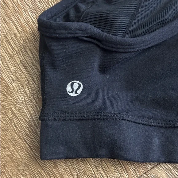 Lululemon Athletica Black Flow Y Racerback Sports Bra - Picture 2 of 4